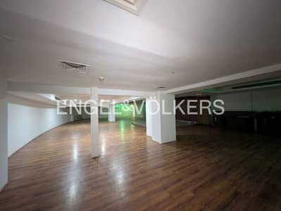 Office for Rent in Sheikh Zayed Road, Dubai - Fully Licensed Restaurant Space|Private Elevator