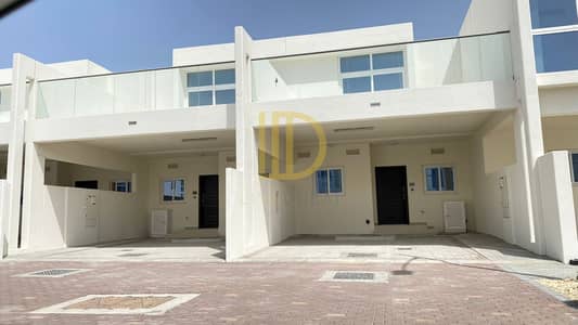 3 Bedroom Villa for Rent in DAMAC Hills 2 (Akoya by DAMAC), Dubai - 3 Bed | Maid | Middle Unit | R2M14 Type | Ready