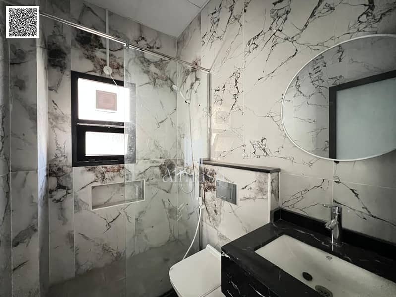 6 277a7fc4-5a19-4693-8d93-bbd99eedf098. jpg