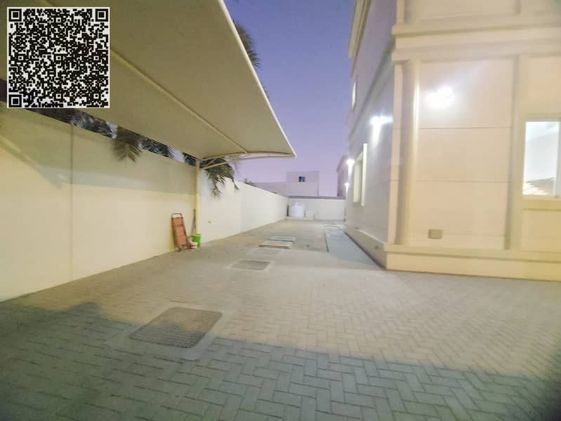 5 WhatsApp Image 2025-11-21 at 3.37. 45 PM (1). jpeg