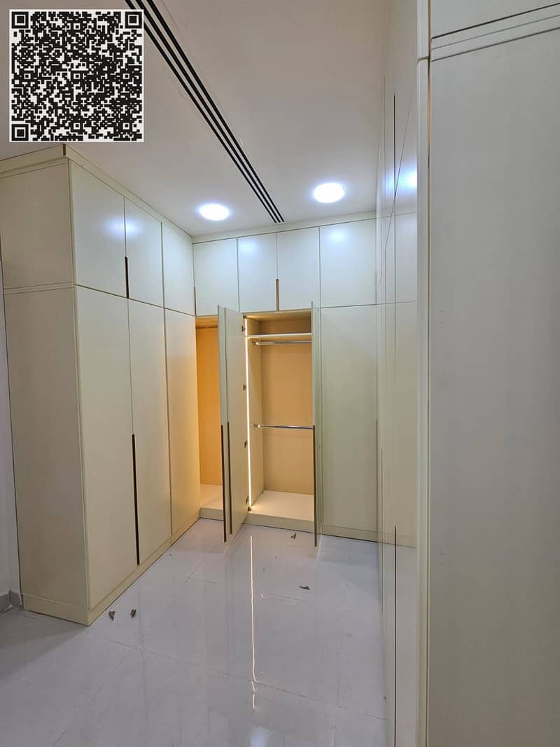 13 e43cf301-c0bf-4245-99b9-dadfda608ef2. jpg