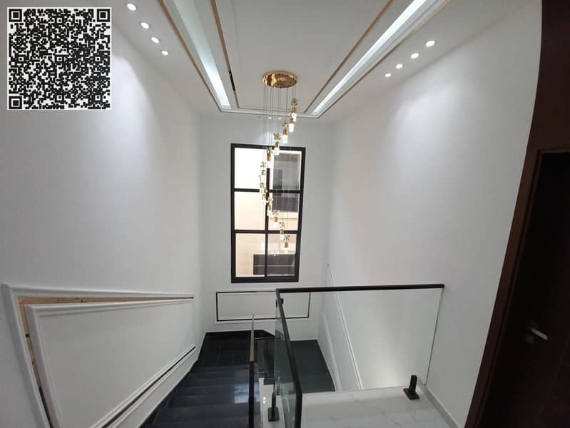 12 3fbdbc4a-ad87-4cb0-b41a-629c5c6e16f3. jpg