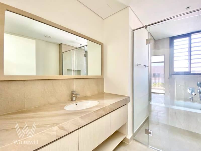 Corner | Single Row | Big Private Garden | Beach Access - Image 16