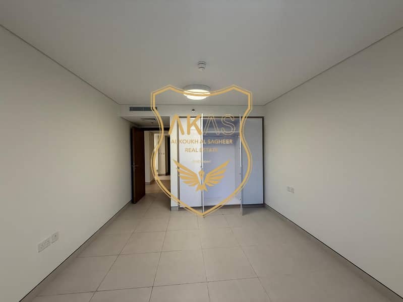 Creek View | Semi Open Kitchen | Balcony | Family & Sharing Friendly - Image 9