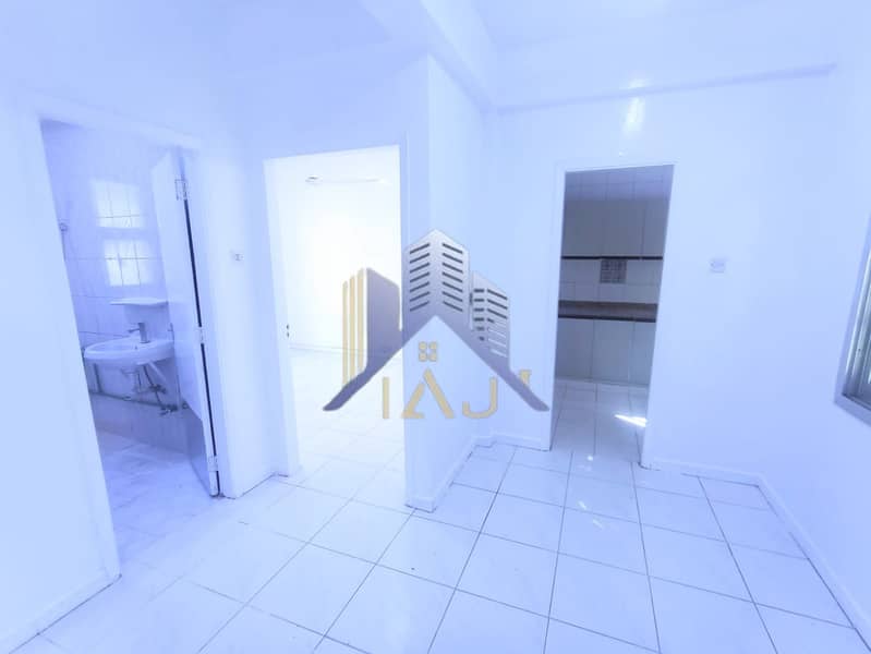 Spacious 2BHK Available Near Metro In BurDubai - Image 6