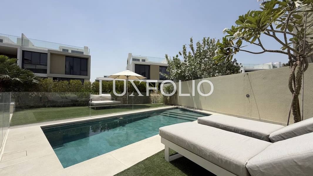 Corner Plot | Renovated | Private Pool Corner Plot | Renovated | Private Pool