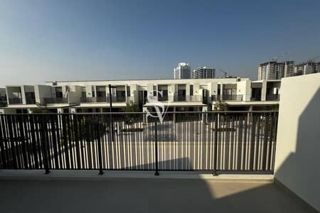 3 Bedroom Townhouse for Sale in Tilal Al Ghaf, Dubai - Single Row | Vacant | Near TO Pool And Park 3 Bedroom Townhouse for Sale in Tilal Al Ghaf, Dubai - Single Row | Vacant | Near TO Pool And Park