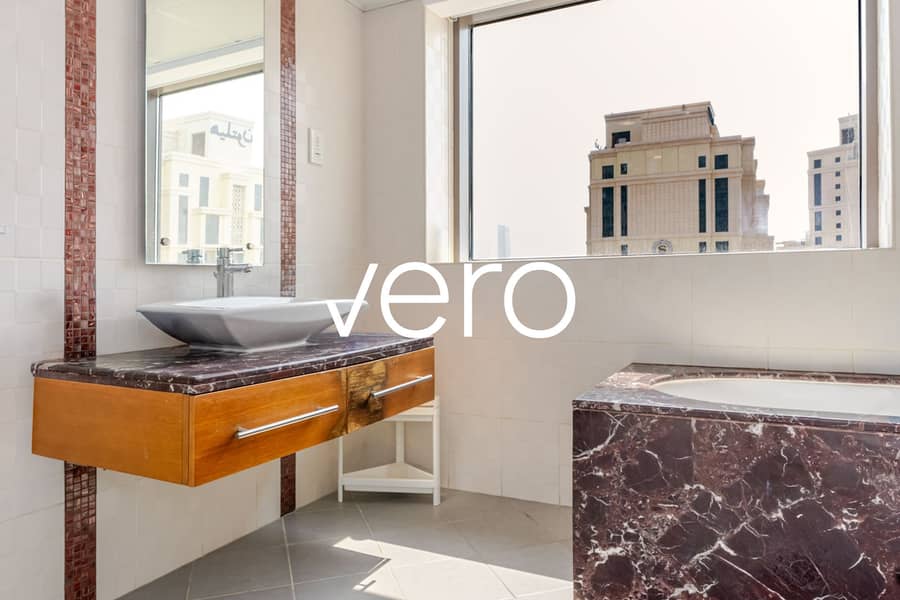 27 Photo 27