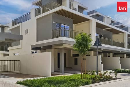 4 Bedroom Townhouse for Rent in DAMAC Hills 2 (Akoya by DAMAC), Dubai - Corner Plot | Ready to move | 4 Bedroom