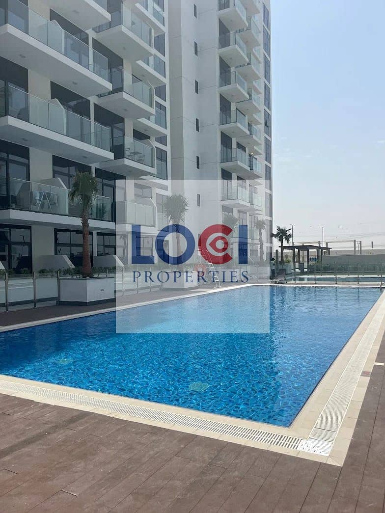 10 Azizi Riviera flat community 01. jpeg