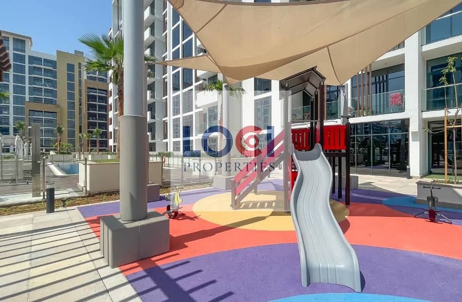 13 Azizi Riviera flat community 05. jpeg