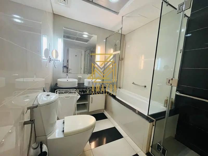10 10. jpeg