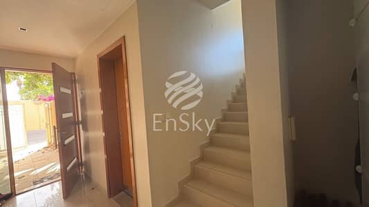 4 Bedroom Villa for Sale in Al Raha Gardens, Abu Dhabi - EXCLUSIVE VILLA- HIGH DEMAND -EXELLENT INVESTMENT