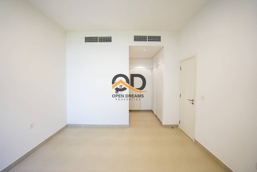 23 db65ca59-1dbd-48ab-aac7-519c38a42f42. jpg