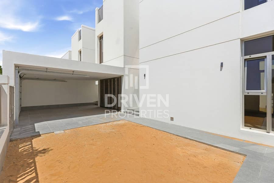 Modern Style | Standalone Villa | Skyline View - Image 5