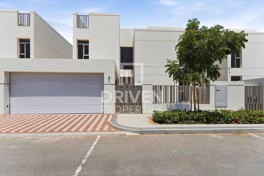 Modern Style | Standalone Villa | Skyline View - Image 27