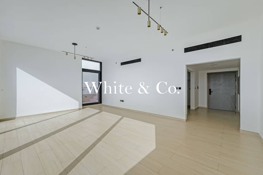 Penthouse |Marina Skyline |Pool | Vacant - Image 3