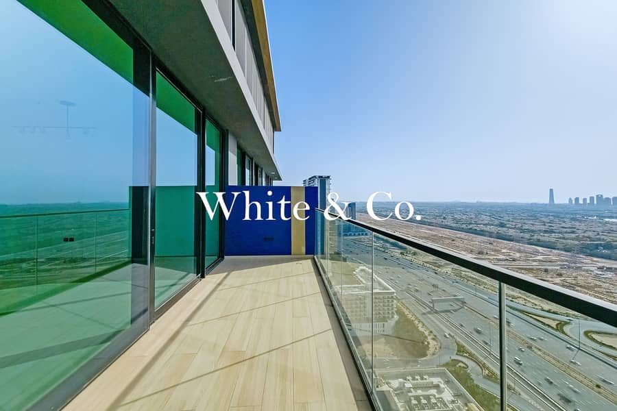 Penthouse |Marina Skyline |Pool | Vacant - Image 15