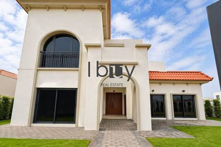 5 Bedroom Villa for Sale in Al Shamkha, Abu Dhabi - Single Row - Corner | Landscaped | Fully Upgraded 5 Bedroom Villa for Sale in Al Shamkha, Abu Dhabi - Single Row - Corner | Landscaped | Fully Upgraded