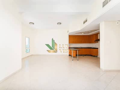 2 Bedroom Flat for Sale in Discovery Gardens, Dubai - Vacant | Close to Metro | Multiple Options