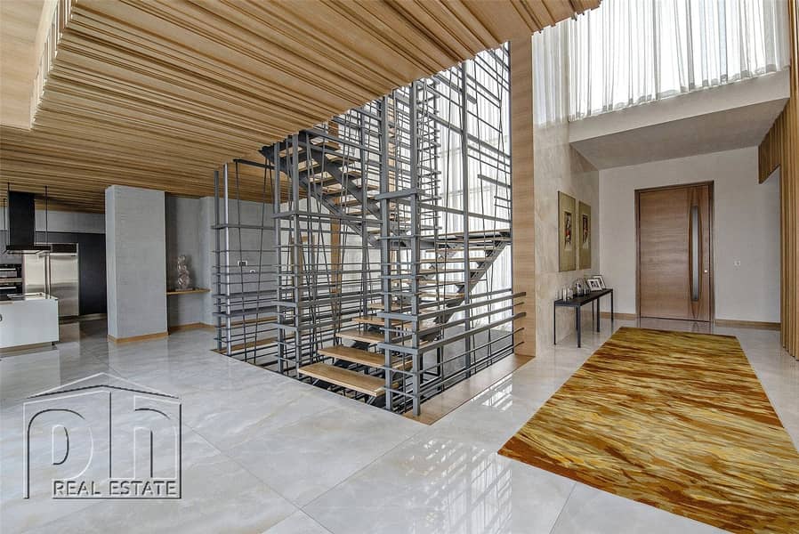 Modern Custom Home - Immaculate Finishes Modern Custom Home - Immaculate Finishes