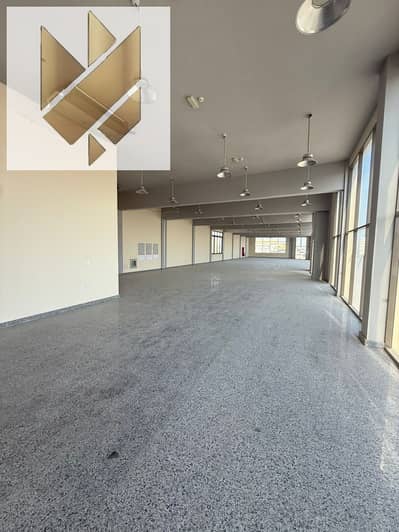 Showroom in Affitto a Industrial Area, Sharjah - d0e8fbe8-55e9-4095-bfe0-d45341ff7406. jpg