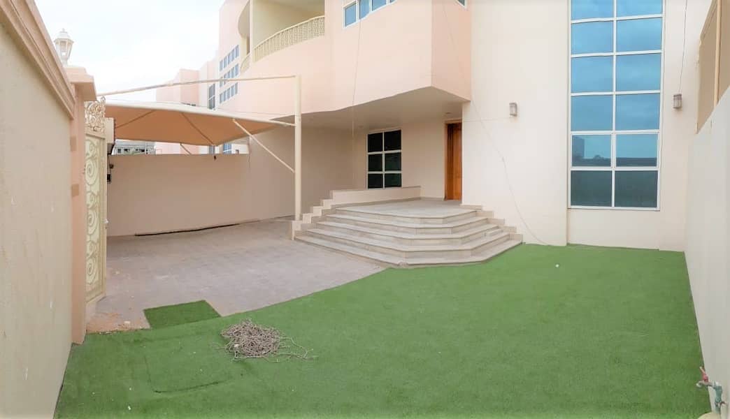Upgraded Modern Villa! Book Your Viewing Now!