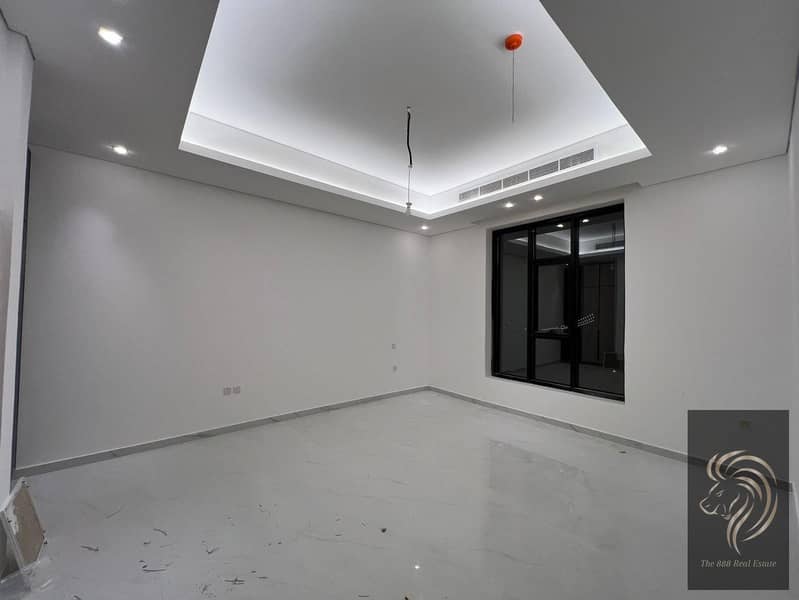 3 c5e1528d-9245-45a1-81b6-12bbecdfdd6e. jpg