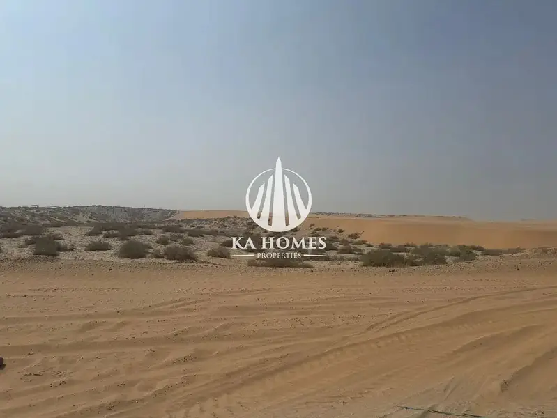 Strategic Location and Fertile Land in Al-Bataih - View 4