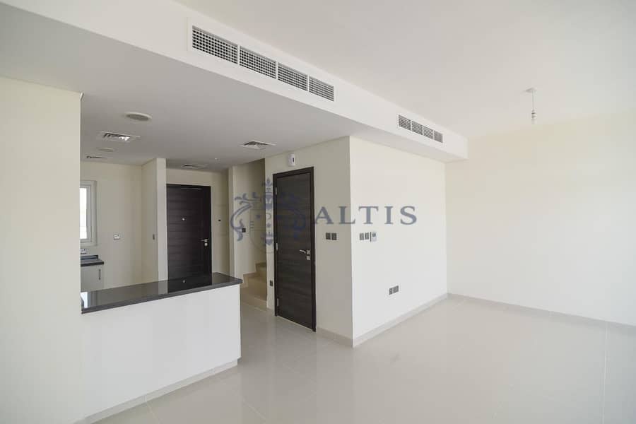 Hot Deal | Well Maintained Villa | Vacant Hot Deal | Well Maintained Villa | Vacant