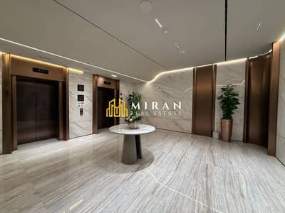 1 Bedroom Flat for Rent in Jumeirah Village Circle (JVC), Dubai - Luxury 1BR - Pool View - Resort-Style Amenities