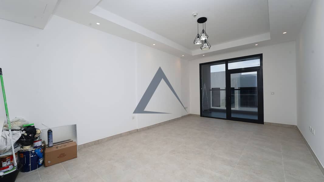 6 AZCO REAL ESTATE-4. jpg