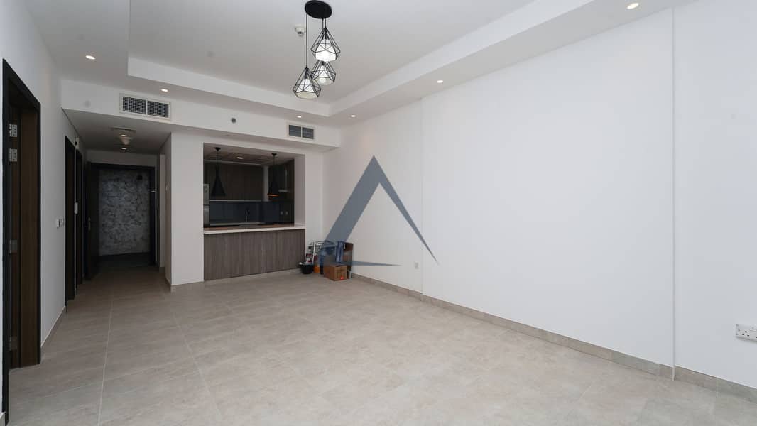 7 AZCO REAL ESTATE-7. jpg