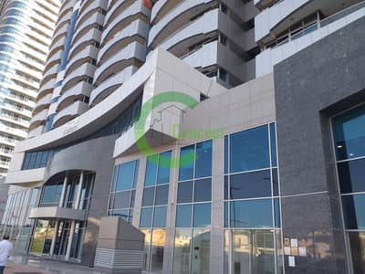 Spacious living| Well Finished| Balcony. Spacious living| Well Finished| Balcony.