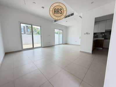 3 Bedroom Villa for Rent in Dubailand, Dubai - IMG_0117. jpg 3 Bedroom Villa for Rent in Dubailand, Dubai - IMG_0117. jpg