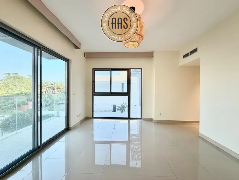 Namas – Sharjah - Daugiau