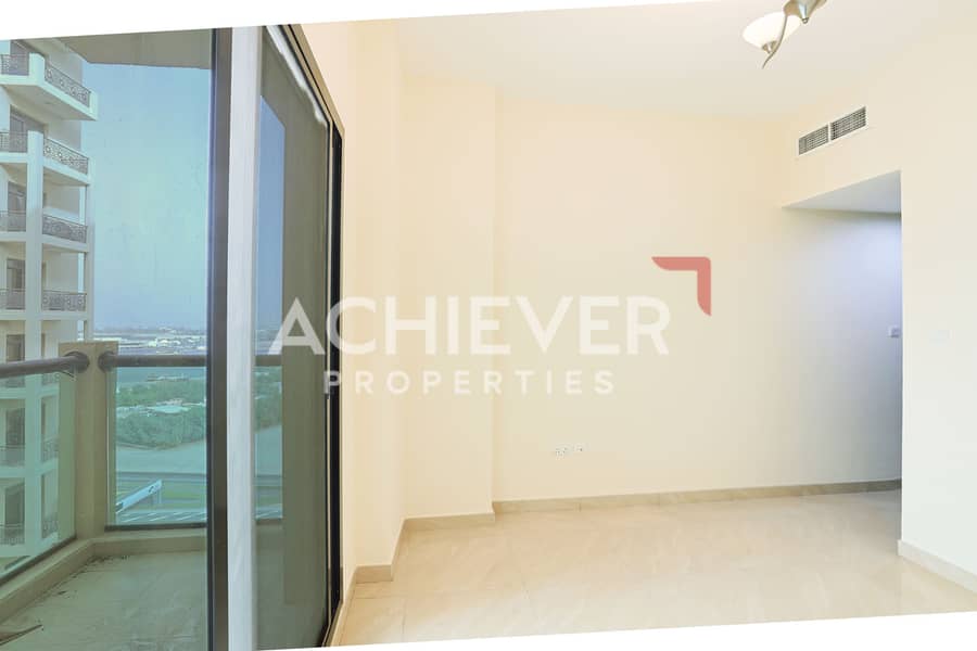 14 riah tower 1301-0162. jpg