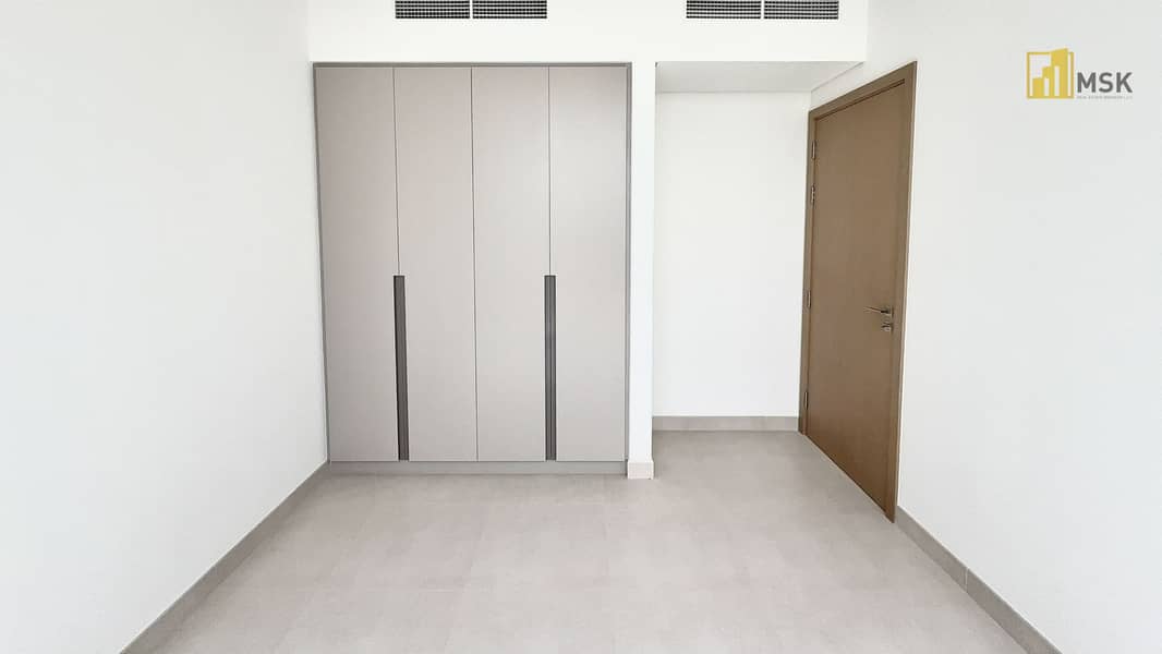 8 PF - R180-19. jpg