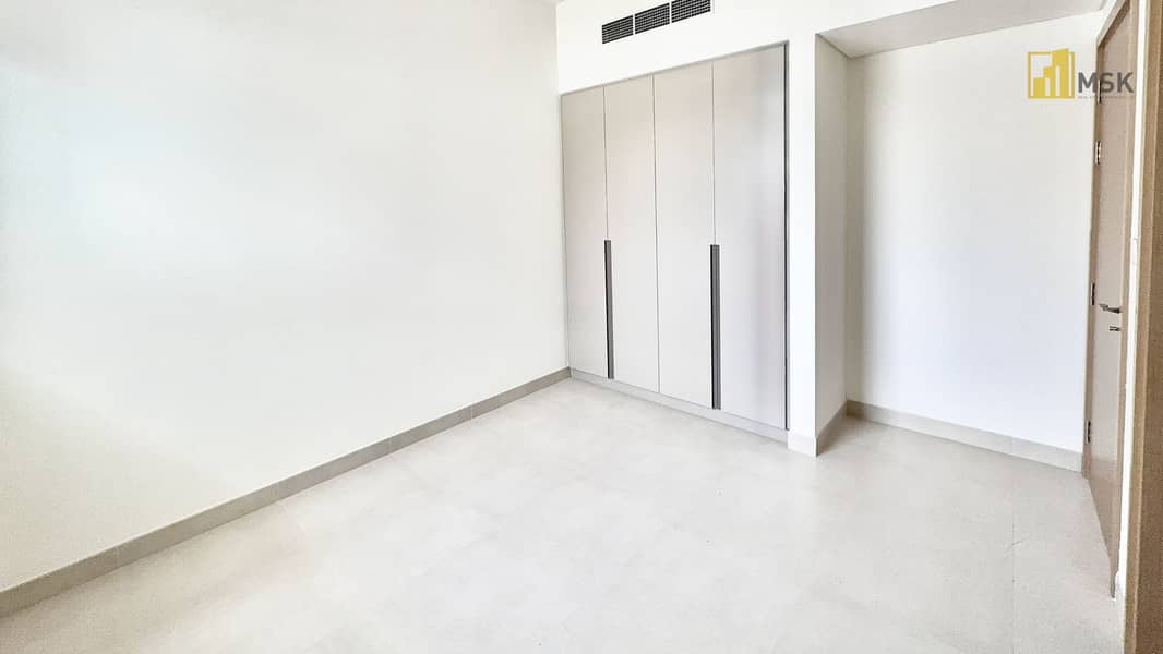14 PF - R180-33. jpg