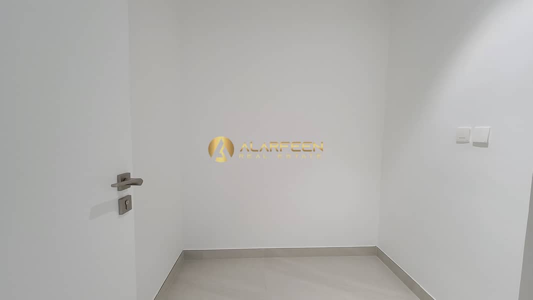 7 1001781849. jpg