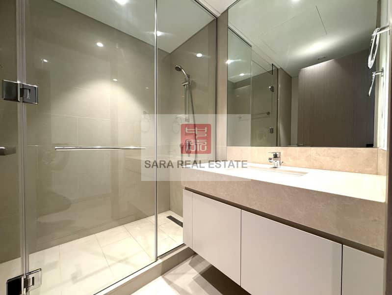 26 5.2 Bathroom. JPG