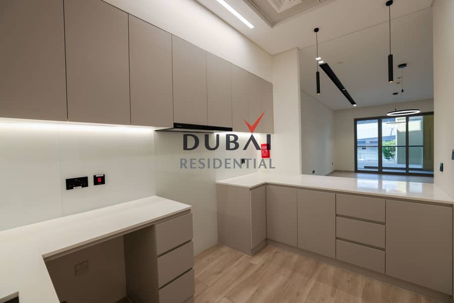 8 MANAZEL ALKHOR KITCHEN AND LIVING ROOM (20). jpg