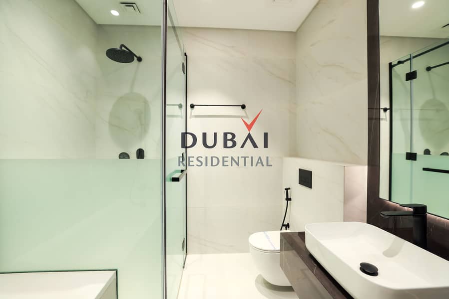 14 MANAZEL ALKHOR MASTER BEDROOM (11). jpg