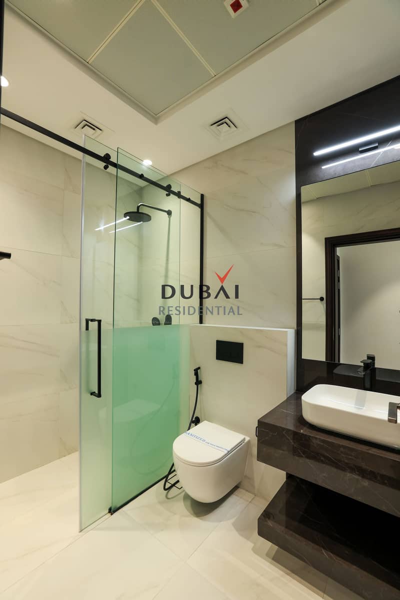 11 MANAZEL ALKHOR BEDROOM (5). jpg