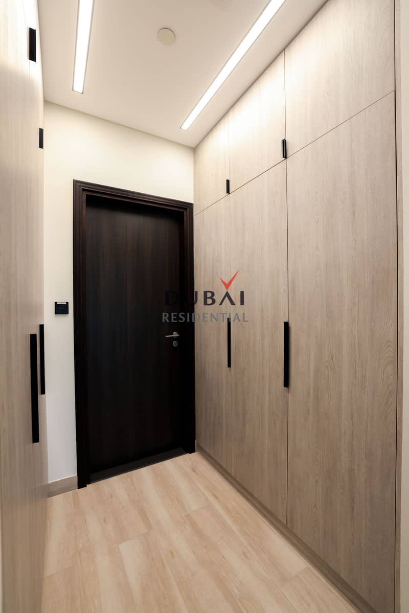 14 MANAZEL ALKHOR MASTER BEDROOM (7). jpg