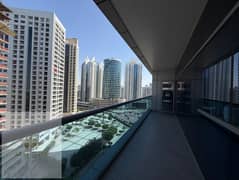SPACIOUS||BALCONY LUNDRY||REAR VIEW