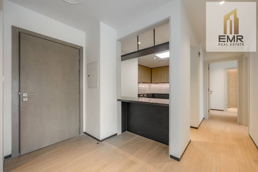 10 Kitchen. jpg