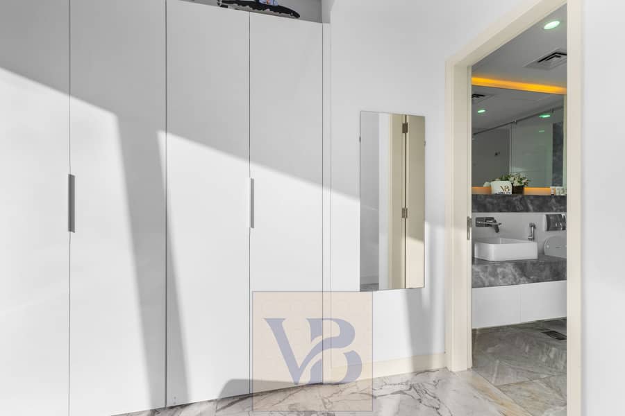 13 7ST01061. jpg