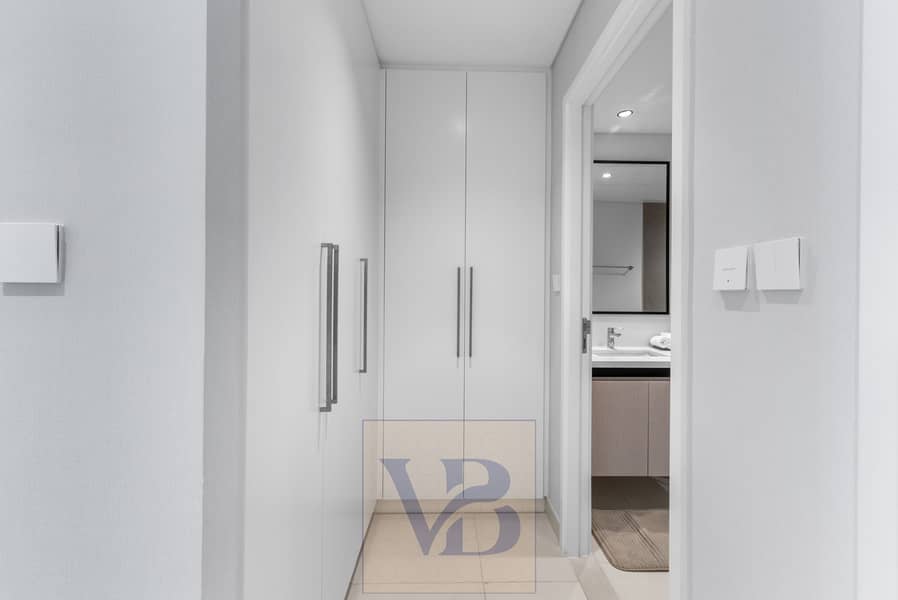 24 7ST00906. jpg