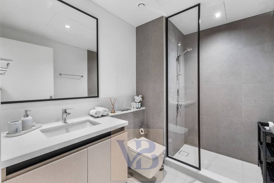 25 7ST00911. jpg
